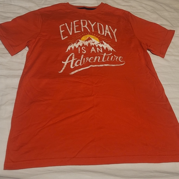 6 pieces of boys' graphic shirts - Picture 2 of 7